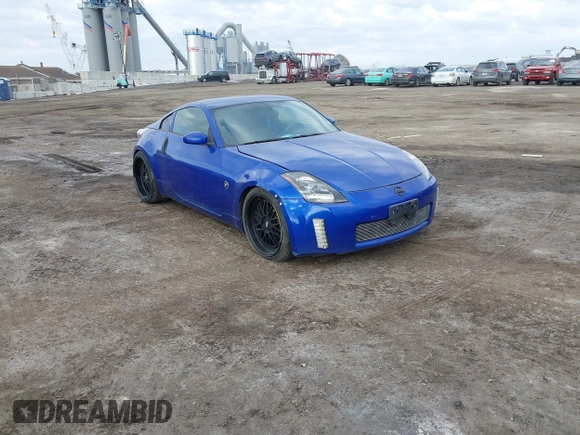 2004 Nissan 350Z Touring with VIN JN1AZ34E04T052916, listed as a IAAI auction lot 41450917 with 157,699 mi miles. Bid and sale history available at carsss.com. Image 1.