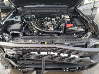 2022 Ford Bronco with VIN 1FMEE5DP3NLB87781, listed as a Copart auction lot 45737175 with 39,760 mi miles and Salvage title. Bid and sale history available at DreamBid. Image 11.