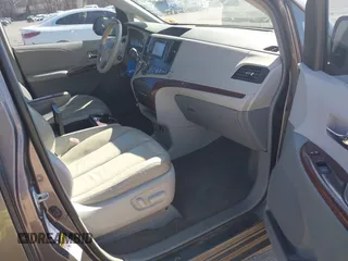 2012 Toyota Sienna XLE with VIN 5TDDK3DC5CS047530, listed as a IAAI auction lot 41780049 with 209,812 mi miles. Bid and sale history available at carsss.com. Image 5.