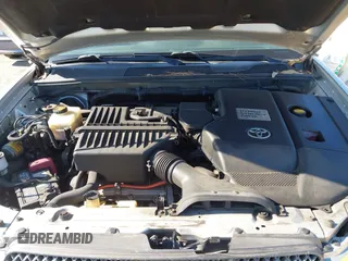 2006 Toyota Highlander with VIN JTEDW21A460015561, listed as a IAAI auction lot 42864235 with 202,859 mi miles and . Bid and sale history available at DreamBid. Image 10.