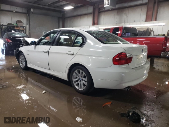 2006 BMW 3 Series 325xi with VIN WBAVD13516KV07667, listed as a Copart auction lot 49088925 with 112,489 mi miles and Salvage Title. Bid and sale history available at carsss.com. Image 2.