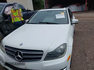2014 Mercedes-Benz C 250 Sport with VIN WDDGF4HB8EG198230, listed as a IAAI auction lot 42519658 with 152,934 mi miles and . Bid and sale history available at DreamBid. Image 12.