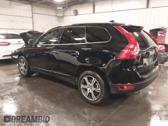 2012 Volvo XC60 3.0L с VIN YV4902DZ1C2288287, выставлен на аукционе IAAI как лот 40731566 с пробегом 77 125 миль миль и . История ставок и продаж доступна на DreamBid. Изображение 3.