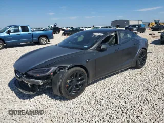 2021 Tesla Model S Plaid with VIN 5YJSA1E64MF451576, listed as a Copart auction lot 45425625 with 40,563 mi miles and Salvage title. Bid and sale history available at DreamBid. Image 1.
