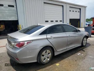 2012 Hyundai Sonata Hybrid with VIN KMHEC4A44CA038041, listed as a Copart auction lot 59034795 with 200,707 mi miles and Clean title. Bid and sale history available at DreamBid. Image 3.