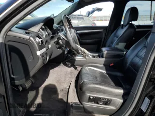 2005 Porsche Cayenne Turbo with VIN WP1AC29P25LA91008, listed as a Copart auction lot 42437675 with 248,319 mi miles and Clean Title. Bid and sale history available at carsss.com. Image 7.