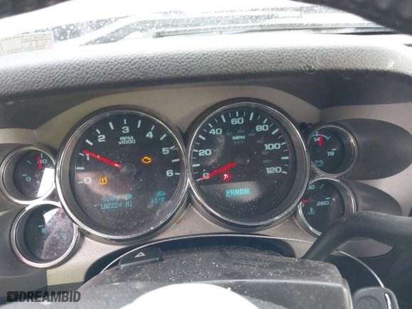 2013 Chevrolet Silverado 1500 LT with VIN 1GCNKSE01DZ168655, listed as a IAAI auction lot 41488652 with 102,224 mi miles. Bid and sale history available at carsss.com. Image 7.