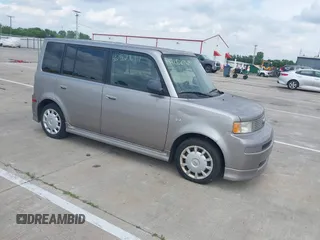2006 Scion xB z VIN JTLKT324864107465, wystawiony jako IAAI lot #42529697 z przebiegiem Nie podano mil oraz . Historia ofert i sprzedaży dostępna na DreamBid. Obrazek 1.