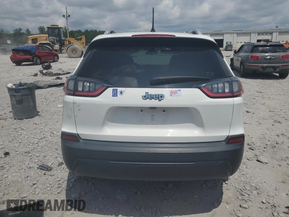 2019 Jeep Cherokee Latitude с VIN 1C4PJLCBXKD114772, выставлен на аукционе Copart как лот 54830985 с пробегом 105 976 миль миль и Списание • Salvage title. История ставок и продаж доступна на DreamBid. Изображение 6.