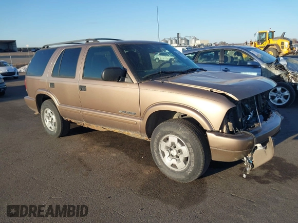 2004 Chevrolet Blazer LS z VIN 1GNDT13X74K143228, wystawiony jako IAAI lot #41761295 z przebiegiem 149 003 mil mil oraz . Historia ofert i sprzedaży dostępna na DreamBid. Obrazek 1.