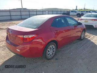 2018 Toyota Corolla L z VIN 5YFBURHE9JP790181, wystawiony jako IAAI lot #41982399 z przebiegiem 79 536 mil mil oraz . Historia ofert i sprzedaży dostępna na DreamBid. Obrazek 4.