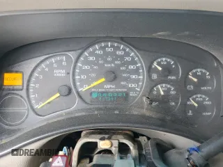 2000 GMC Sierra 1500 SLE with VIN 1GTEK19T6YZ288911, listed as a Copart auction lot 53538215 with 211,341 mi miles and Salvage Title. Bid and sale history available at DreamBid. Image 9.