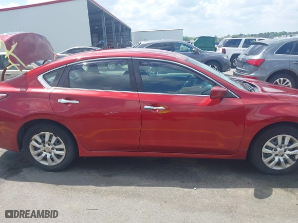 2015 Nissan Altima 2.5 S with VIN 1N4AL3AP4FC455035, listed as a IAAI auction lot 41997177 with 182,329 mi miles. Bid and sale history available at carsss.com. Image 13.