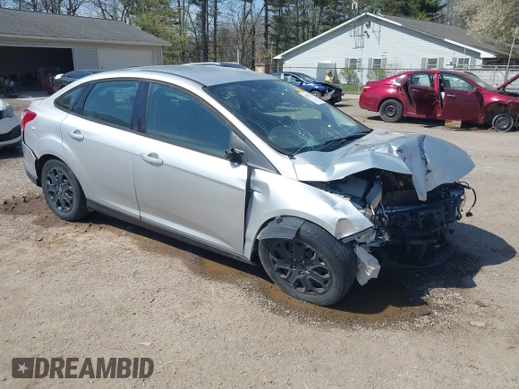 2012 Ford Focus SE with VIN 1FAHP3F2XCL217086, listed as a IAAI auction lot 42072717 with 112,549 mi miles. Bid and sale history available at carsss.com. Image 1.