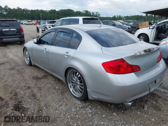 2007 Infiniti G35 Sedan G35x with VIN JNKBV61F47M813245, listed as a IAAI auction lot 42107684 with 1 mi miles. Bid and sale history available at carsss.com. Image 3.