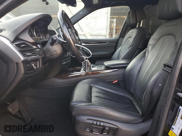 2015 BMW X5 xDrive35d with VIN 5UXKS4C57F0N08569, listed as a Copart auction lot 84960164 with 120,265 mi miles and Salvage Title. Bid and sale history available at carsss.com. Image 7.