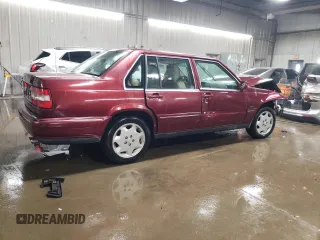 1997 Volvo S90 with VIN YV1KS9602V1117573, listed as a Copart auction lot 48350315 with 185,411 mi miles and Non Repairable. Bid and sale history available at carsss.com. Image 3.