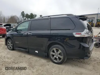 2018 Toyota Sienna SE with VIN 5TDXZ3DC3JS965024, listed as a Copart auction lot 51798835 with 51,267 mi miles and Salvage title. Bid and sale history available at DreamBid. Image 2.