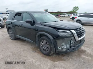 2023 Nissan Pathfinder S с VIN 5N1DR3AA1PC274148, выставлен на аукционе IAAI как лот 42120218 с пробегом 42 743 миль миль и . История ставок и продаж доступна на DreamBid. Изображение 1.