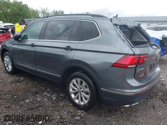 2018 Volkswagen Tiguan SEL с VIN 3VV3B7AX6JM213577, выставлен на аукционе IAAI как лот 42303230 с пробегом 30 328 миль миль и . История ставок и продаж доступна на DreamBid. Изображение 3.