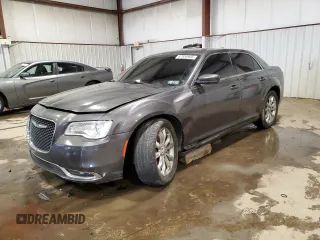 2015 Chrysler 300 Limited with VIN 2C3CCARG3FH803582, listed as a Copart auction lot 87930905 with 58,750 mi miles and Salvage Title. Bid and sale history available at carsss.com. Image 1.