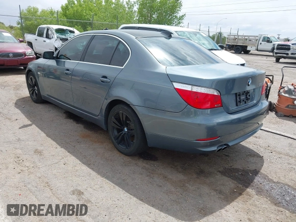 2009 BMW 5 Series 528i with VIN WBANU53539C117465, listed as a IAAI auction lot 42200311 with 158,155 mi miles and . Bid and sale history available at carsss.com. Image 3.