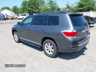 2012 Toyota Highlander with VIN 5TDBK3EH9CS163296, listed as a IAAI auction lot 42512522 with 145,886 mi miles and . Bid and sale history available at DreamBid. Image 3.