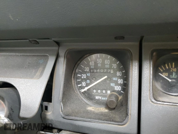 1990 Jeep Wrangler S with VIN 2J4FY19E8LJ541713, listed as a Copart auction lot 60809655 with 134,077 mi miles and Clean title. Bid and sale history available at DreamBid. Image 9.