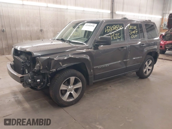 2016 Jeep Patriot Latitude z VIN 1C4NJRFB8GD658216, wystawiony jako IAAI lot #42102530 z przebiegiem 143 956 mil mil oraz . Historia ofert i sprzedaży dostępna na DreamBid. Obrazek 18.