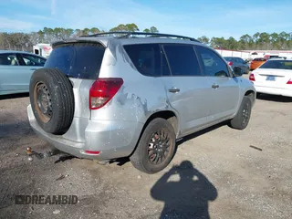 2007 Toyota RAV4 with VIN JTMZD33V375061828, listed as a IAAI auction lot 41649892 with 167,927 mi miles. Bid and sale history available at carsss.com. Image 4.