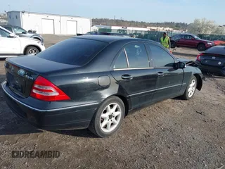 2004 Mercedes-Benz C 240 с VIN WDBRF81J84F536367, выставлен на аукционе IAAI как лот 41940002 с пробегом Не указан миль и . История ставок и продаж доступна на DreamBid. Изображение 4.