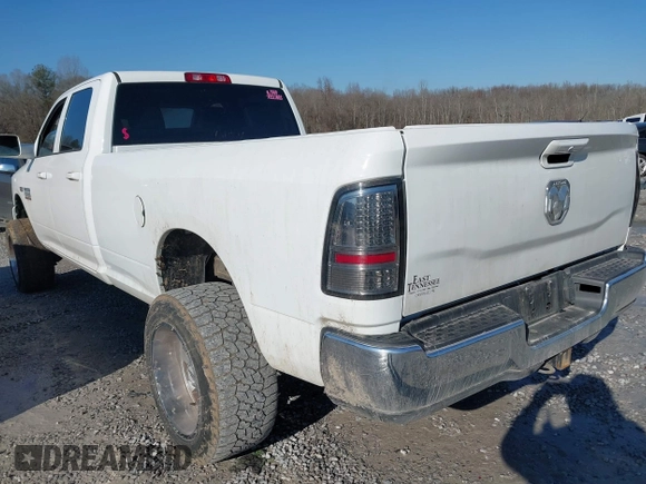 2018 Ram 2500 Tradesman с VIN 3C6UR5HJ0JG216906, выставлен на аукционе IAAI как лот 41409441 с пробегом 122 401 миль миль и . История ставок и продаж доступна на DreamBid. Изображение 3.