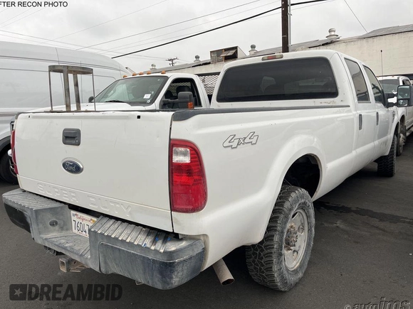 2009 Ford F-250 XL with VIN 1FTSW21529EB11761, listed as a IAAI auction lot 42656062 with 58,624 mi miles and . Bid and sale history available at DreamBid. Image 11.