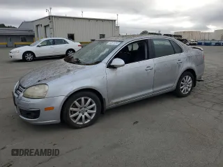 2006 Volkswagen Jetta с VIN 3VWKJ71K36M687766, выставлен на аукционе Copart как лот 46001535 с пробегом 109 152 миль миль и Чистый • Clean title. История ставок и продаж доступна на DreamBid. Изображение 1.