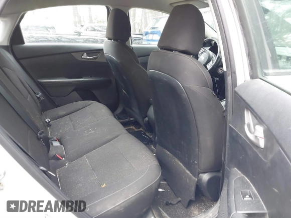 2019 Kia Forte LXS with VIN 3KPF24AD9KE032646, listed as a IAAI auction lot 41739585 with 136,813 mi miles and . Bid and sale history available at DreamBid. Image 8.