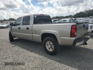 2003 Chevrolet Silverado 1500HD LT z VIN 1GCGC13U93F142570, wystawiony jako Copart lot #70047944 z przebiegiem 243 221 mil mil oraz Szkoda całkowita • Salvage title. Historia ofert i sprzedaży dostępna na DreamBid. Obrazek 2.