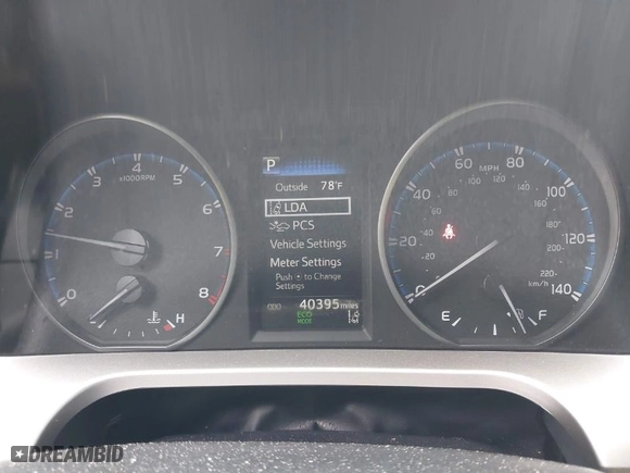 2018 Toyota RAV4 LE with VIN JTMBFREV3JJ225685, listed as a IAAI auction lot 39857350 with 40,395 mi miles. Bid and sale history available at carsss.com. Image 7.