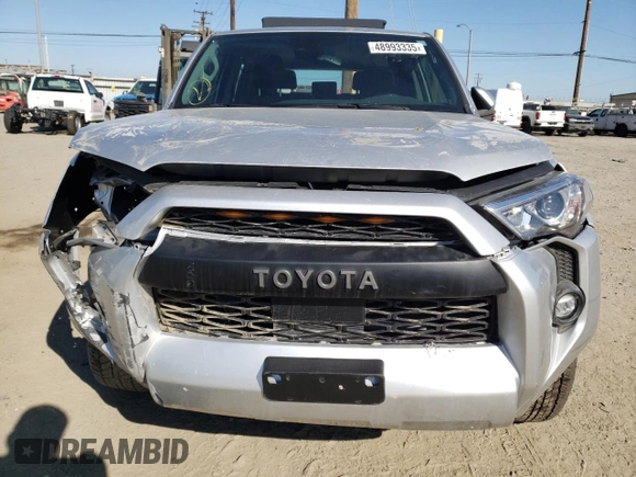 2023 Toyota 4Runner SR5 with VIN JTEMU5JR9P6174216, listed as a Copart auction lot 48993335 with 9,211 mi miles and Salvage title. Bid and sale history available at DreamBid. Image 5.