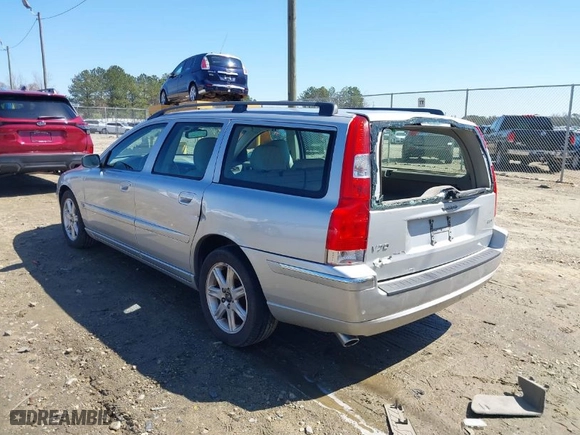 2005 Volvo V70 with VIN YV1SW592052486307, listed as a IAAI auction lot 41763897 with 171,207 mi miles. Bid and sale history available at carsss.com. Image 6.