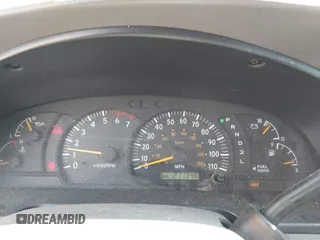 2004 Toyota Tundra SR5 with VIN 5TBDT44194S452527, listed as a IAAI auction lot 41851064 with 211,346 mi miles and . Bid and sale history available at DreamBid. Image 7.