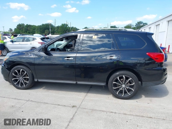 2018 Nissan Pathfinder SV with VIN 5N1DR2MN2JC625407, listed as a IAAI auction lot 41991795 with 58,253 mi miles. Bid and sale history available at carsss.com. Image 14.