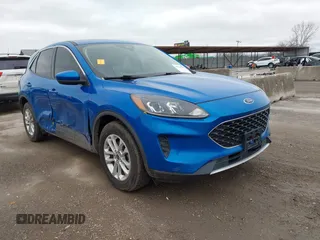 2020 Ford Escape SE with VIN 1FMCU9G62LUB18933, listed as a IAAI auction lot 41564797 with 68,187 mi miles. Bid and sale history available at carsss.com. Image 1.
