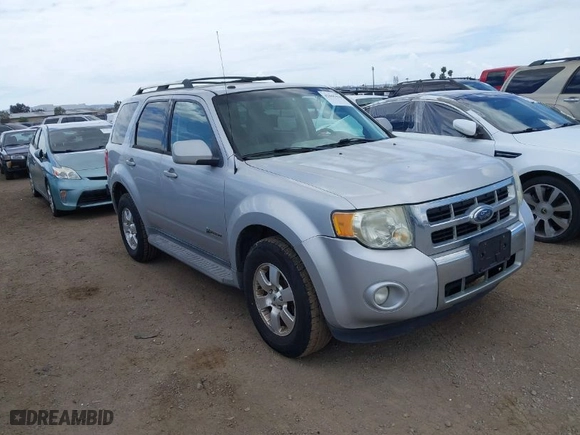 2009 Ford Escape Hybrid with VIN 1FMCU49319KA88009, listed as a IAAI auction lot 42065410 with 239,319 mi miles. Bid and sale history available at carsss.com. Image 1.