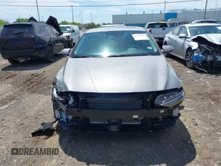 2024 Hyundai Elantra SEL z VIN KMHLS4DG3RU836490, wystawiony jako IAAI lot #42309437 z przebiegiem 7 679 mil mil oraz . Historia ofert i sprzedaży dostępna na DreamBid. Obrazek 12.