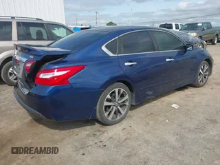 2016 Nissan Altima SR with VIN 1N4AL3AP2GC264800, listed as a IAAI auction lot 41968704 with 141,992 mi miles and . Bid and sale history available at carsss.com. Image 4.