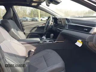 2025 Toyota Camry LE z VIN 4T1DAACK9SU111395, wystawiony jako IAAI lot #41782794 z przebiegiem 249 mil mil oraz . Historia ofert i sprzedaży dostępna na DreamBid. Obrazek 5.