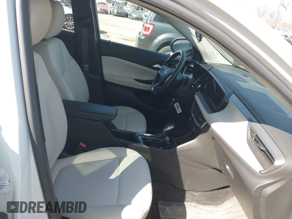 2024 Buick Encore GX Preferred z VIN KL4AMCSL1RB002336, wystawiony jako IAAI lot #41700398 z przebiegiem 13 901 mil mil oraz . Historia ofert i sprzedaży dostępna na DreamBid. Obrazek 5.