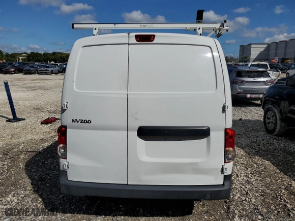 2015 Nissan NV200 SV with VIN 3N6CM0KN2FK718559, listed as a Copart auction lot 46196405 with 187641 miles and Clean Title. Bid and sale history available at carsss.com. Image 6.