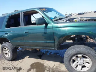 2001 Toyota 4Runner SR5 with VIN JT3HN86R719055071, listed as a IAAI auction lot 41998301 with 1 mi miles. Bid and sale history available at carsss.com. Image 13.