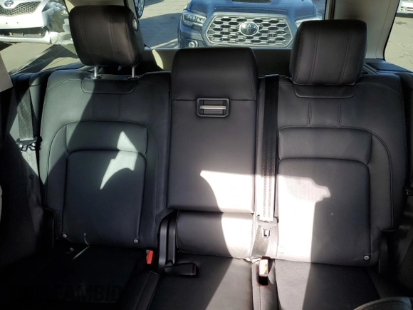 2022 Land Rover Range Rover Westminster with VIN SALGS2RU2NA459700, listed as a Copart auction lot 75722584 with 33,379 mi miles and Clean title. Bid and sale history available at DreamBid. Image 10.
